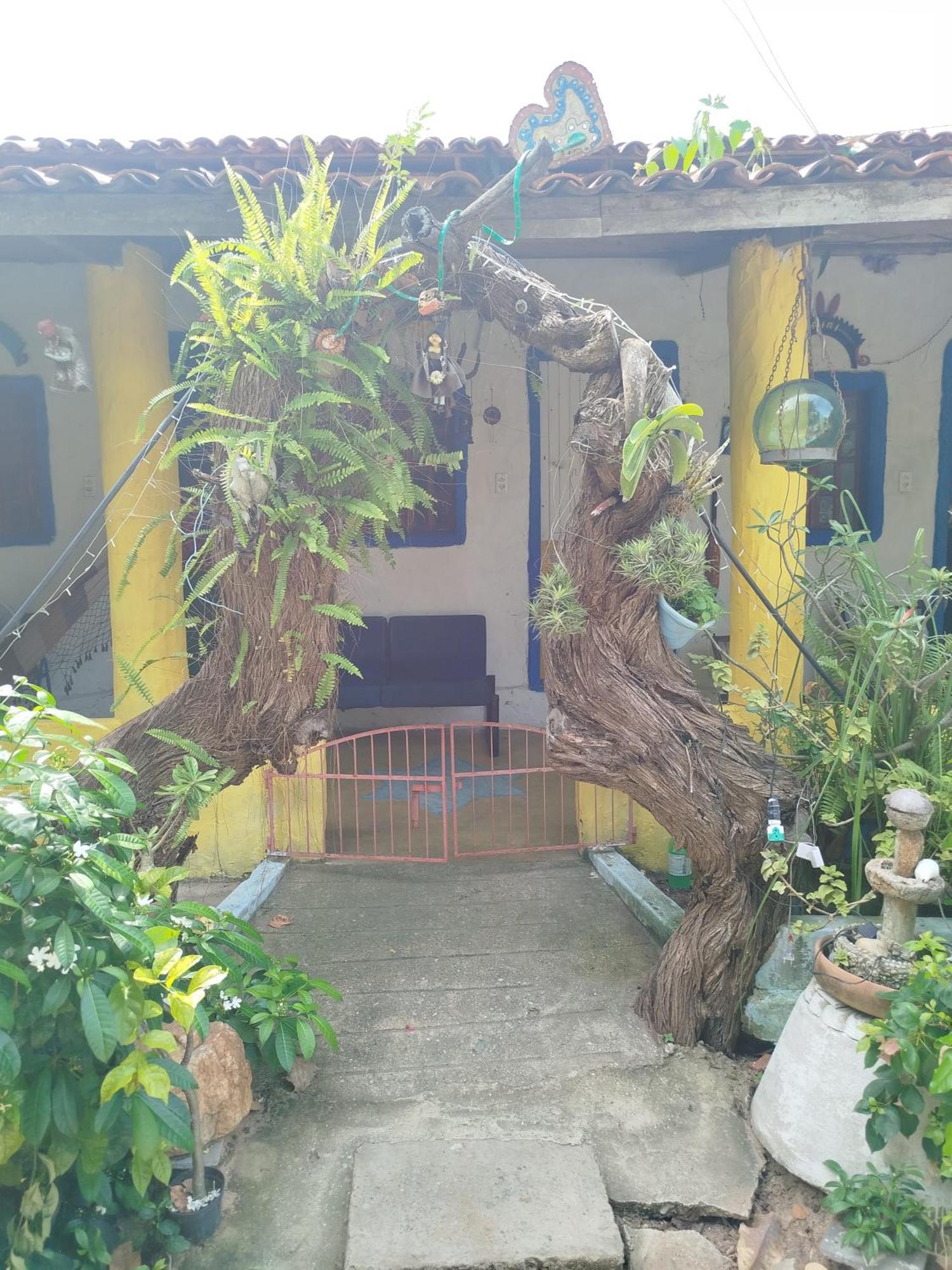 Hospedaria Camarinha Fulni-O Eusébio Exteriör bild